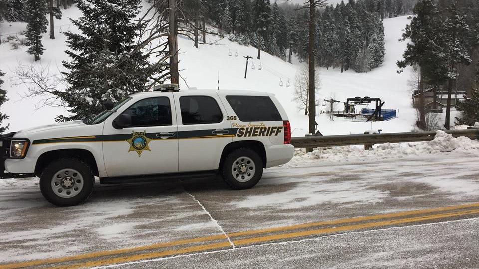 Mount Lemmon Highway closed due to overcrowding